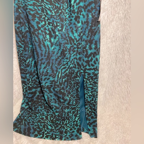 RACHEL RACHEL ROY Twist Neck Dress - Picture 4 of 6